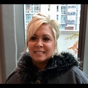 Meet your Posher, Jodee